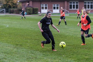 Bild 21 - Frauen TSV Wiemersdorf - VfR Horst : Ergebnis: 0:7